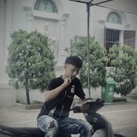 nhạc nền - Hoàng Lê