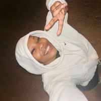 emelda__molekoa