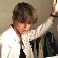 aaron_pole_rus