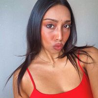 sri_divyaaa
