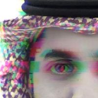 الحب مثل الشوك بصوت