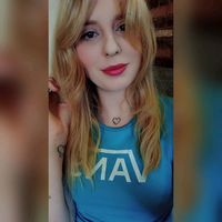 taytay_blondie
