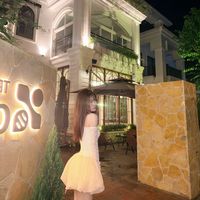 nhạc nền - xấu gái buồn dái:)