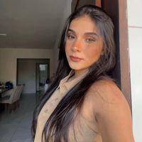 laraelliy