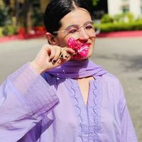 zahida.bayg