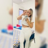 laleskaramirez