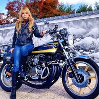 z.queen.k.24