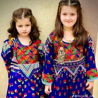 hina_khan930