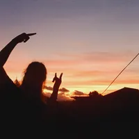 original sound - she_rolos