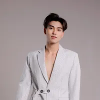 โหนกระแส