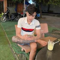 nhạc nền - Phê