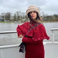 shetraveltheworld_