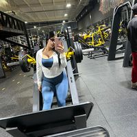 nahomy_480