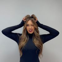 mia.altman