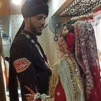 Bara bheraham sa hua hai zamana.