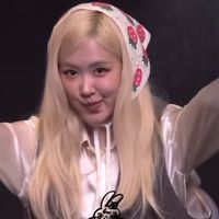 roses_are_rosie_11219