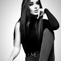 chantelle_van_rooeyn