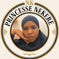 la.reine.mollah55