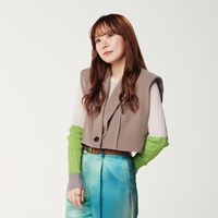 みんなの前では笑顔な君も