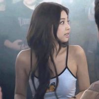 jenniekim_1696