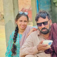 esha.mohsin.official