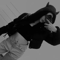 _.llaaurrraa._