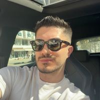 bize her sevdadan geriye kalan sadece Galatasaray