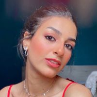 nayraessam8