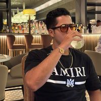 www.tiktok.comaaron.olve