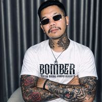 suara asli - Logan_tee