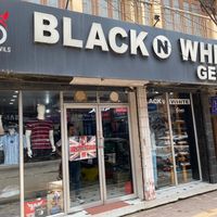 blacknwhitengt