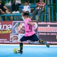 เสียงต้นฉบับ - หลอก นักเตะบอล
