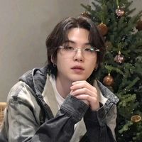 yllenp_suga