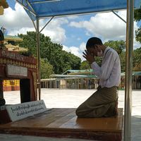 naylinaung200003
