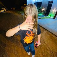 luana_fari