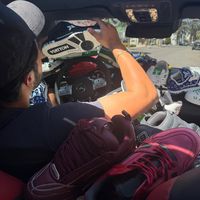 maza_snkrs