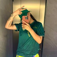 moyra_leon