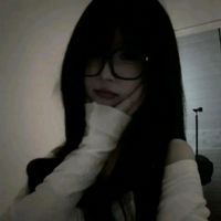chloelow09