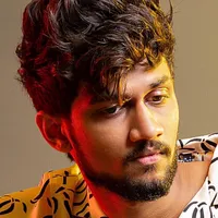 ගිම්හානයේ පාවෙලා