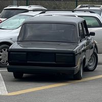 77md045