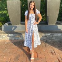 yourgirl_clauds