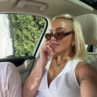 amyevan_billionaria26