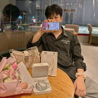 Chụt love nHược Vũ