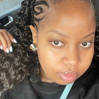 lindz_khumalo
