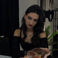 differentgirl1918