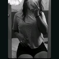 expert.in.tattooing.with