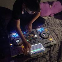 nhạc nền - 💦cậu bé khờ khạo💦