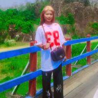 khainglay2000488501657