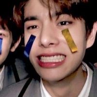 انتظر جورجينا تستخدم الصوت