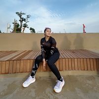 suara asli - Mami Queen